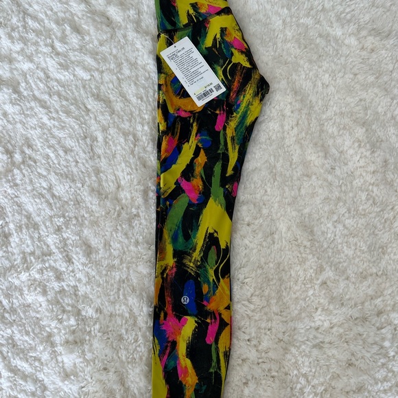 Lululemon wunder train HR tight 25” - Picture 2 of 5